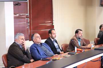 نشست تقابل اسلام و استکبار